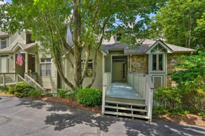 Sunny Burnsville Condo with Mtn Views and Balcony